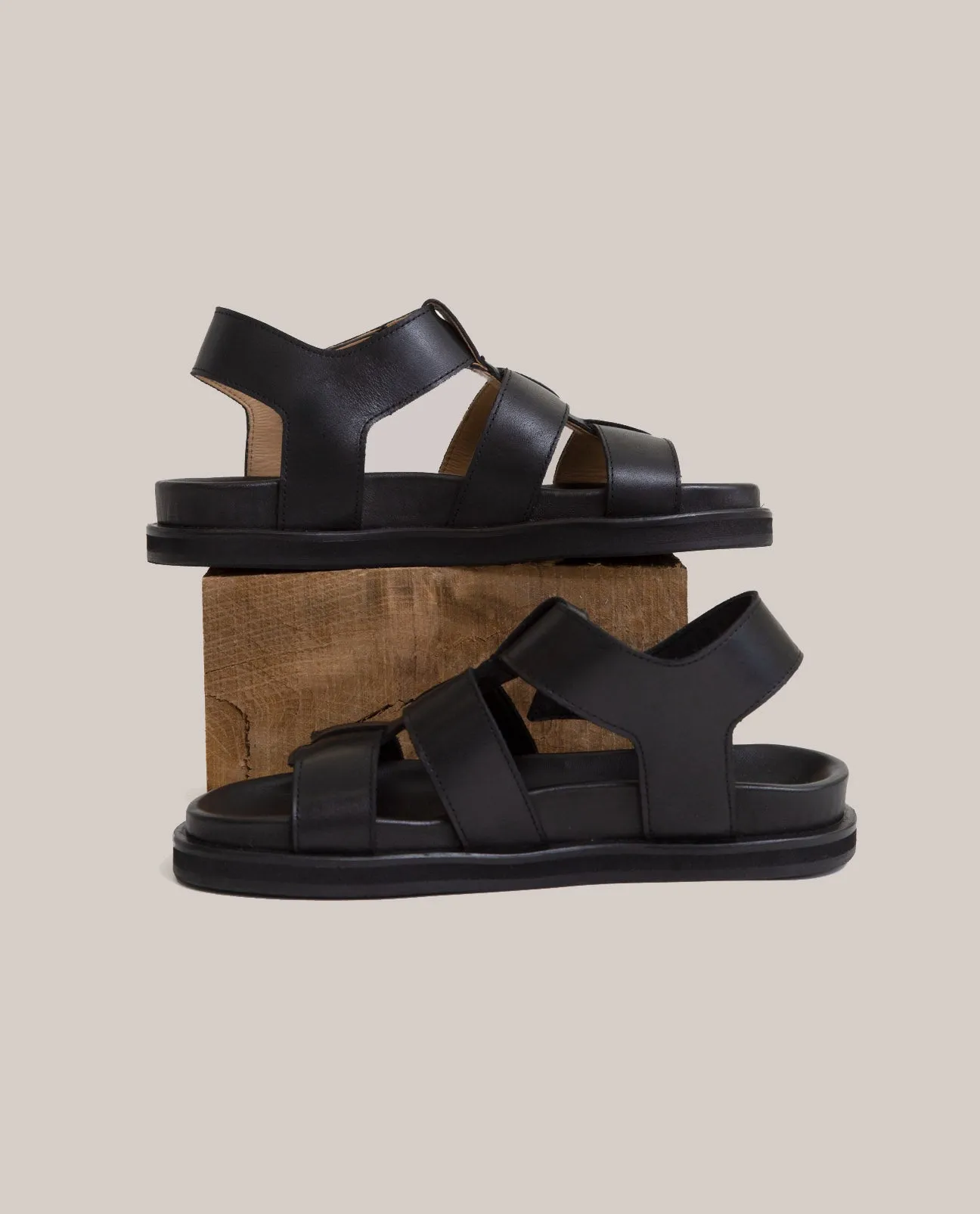 Como Sandal in Black