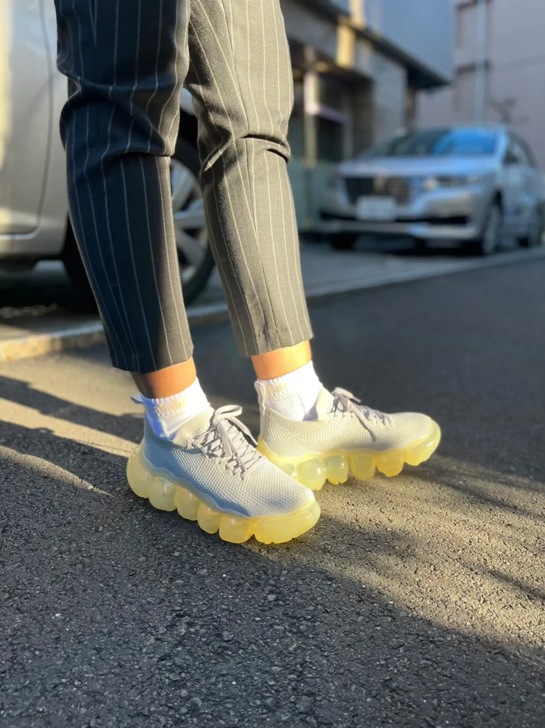 "Jewelry" Basic Shoes / Yellow Gray