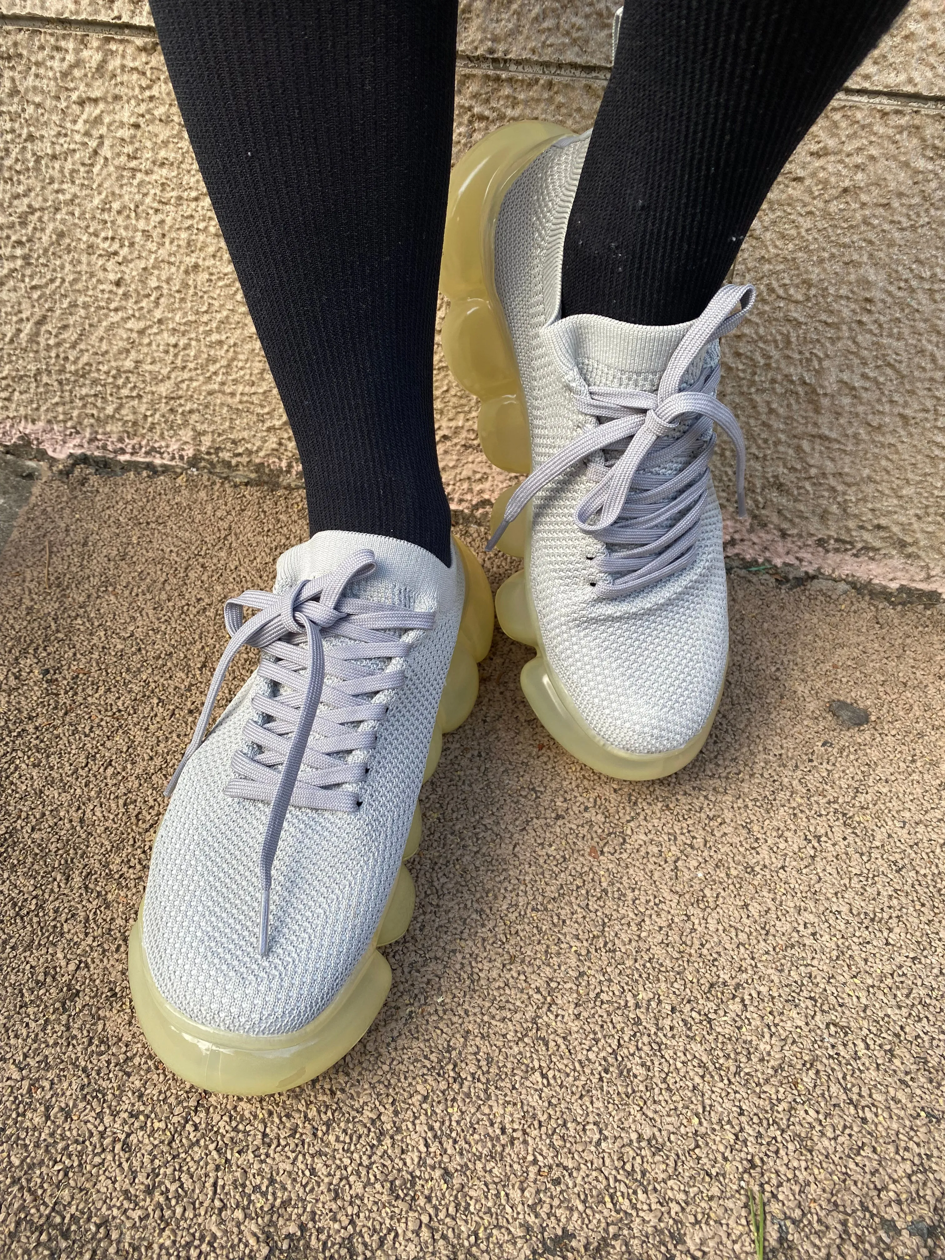 "Jewelry" Basic Shoes / Yellow Gray