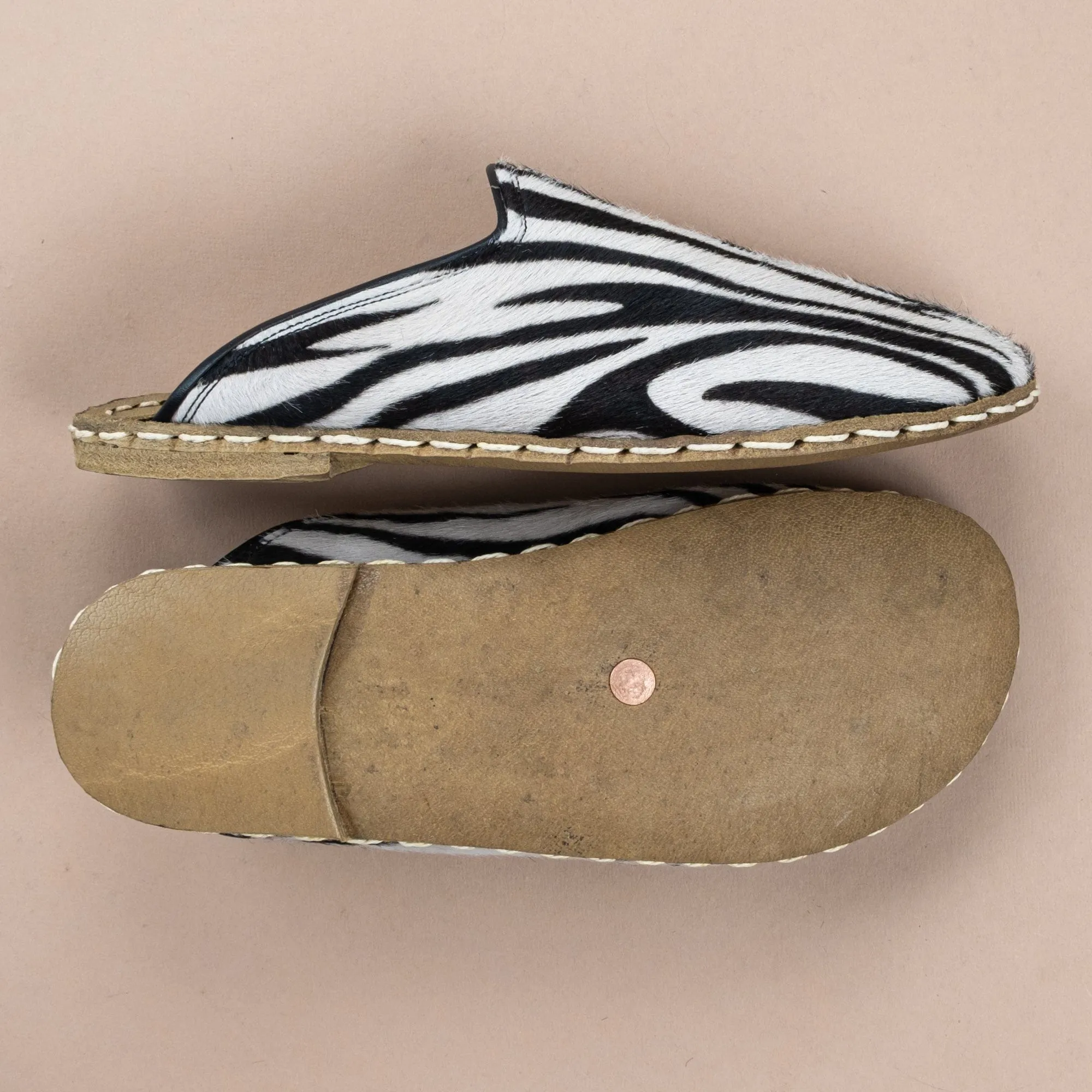 Women's Zebra Barefoot Slippers